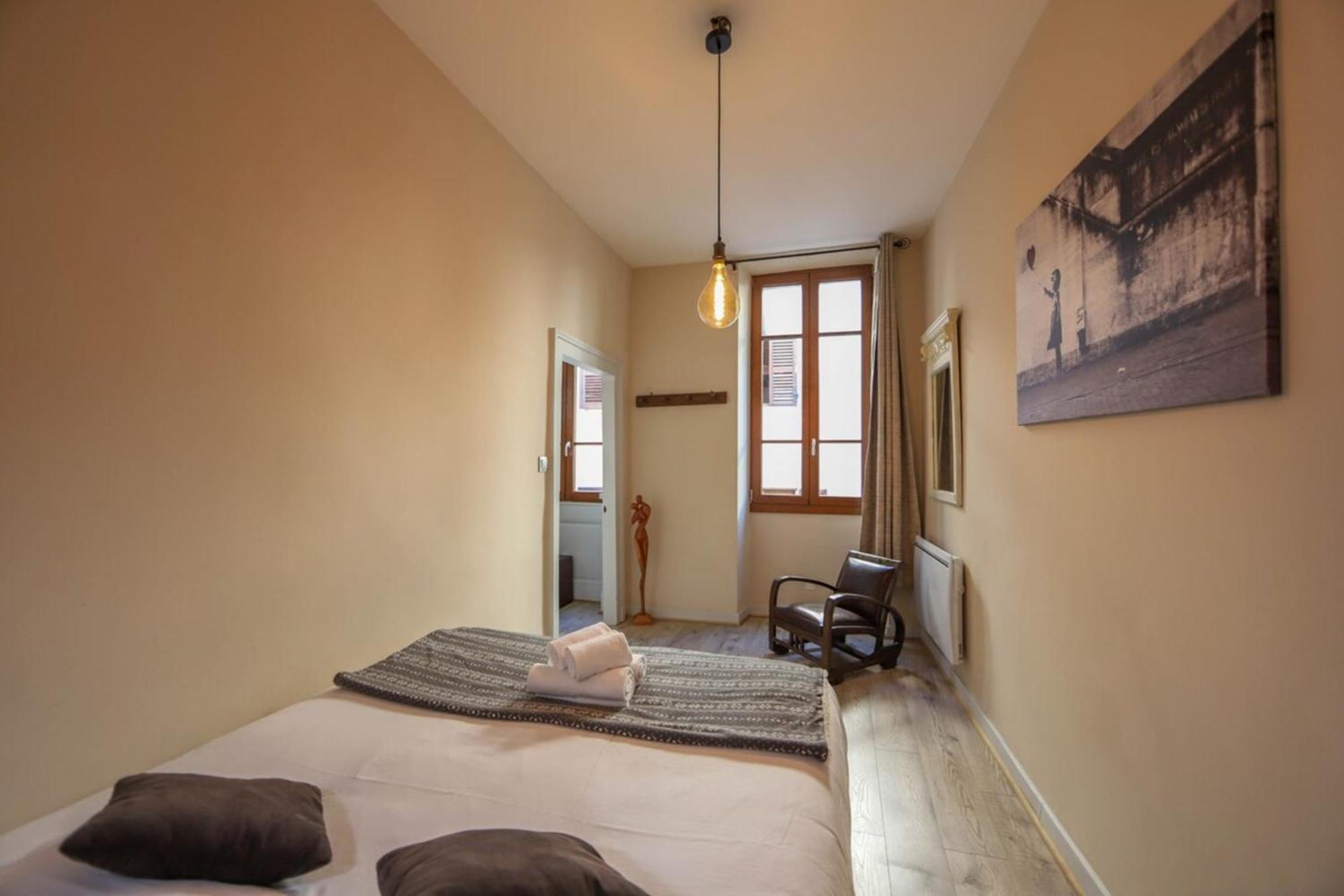 La Bulle Sereine - T2 Atypique En Centre Pieton Apartamento Annecy Exterior foto